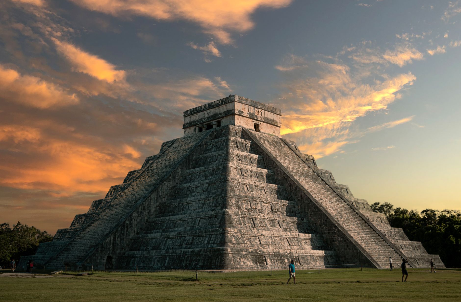 Pirámides Mayas en Chichén Itzá México